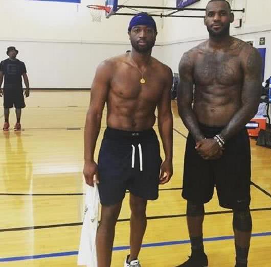 也与他们在 也与他们在