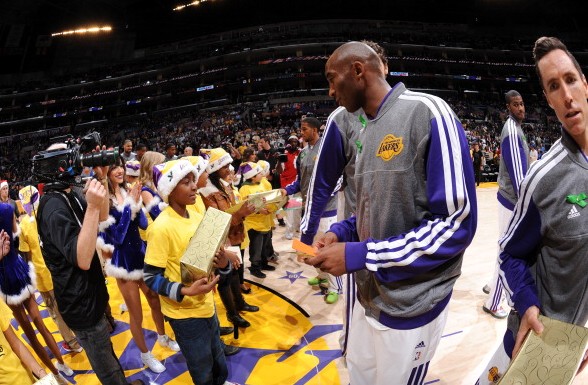 事中增光添 事中增光添